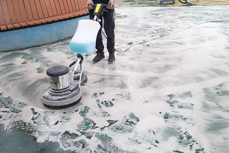 顺利物业写字楼地毯清洗冬天地毯清洗早知道