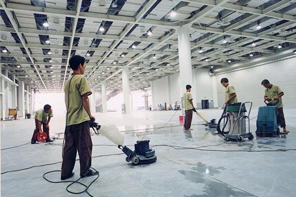 PVC地板、水磨石清洗打蜡及保养方法